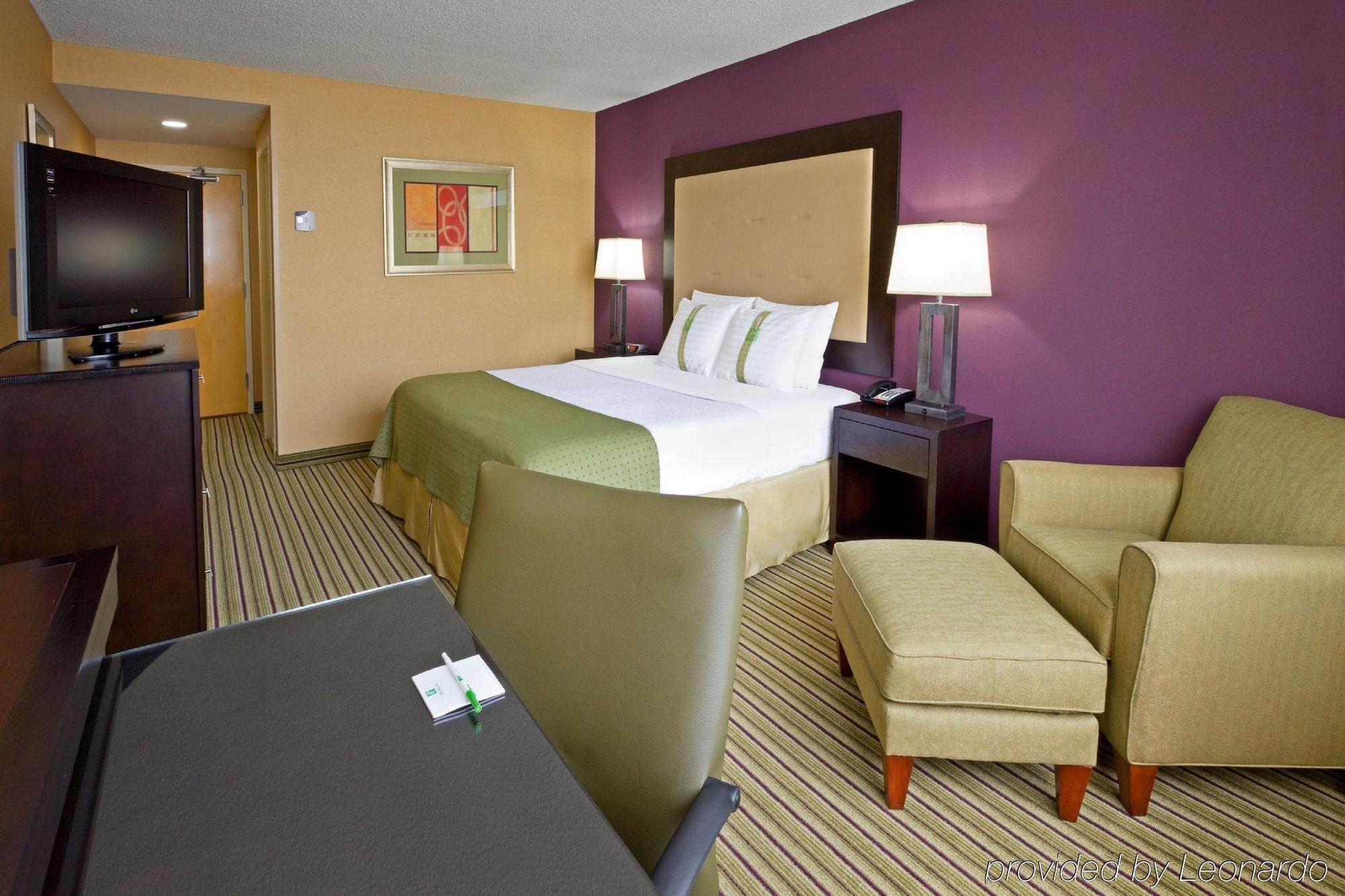 Holiday Inn & Suites Parsippany Fairfield, An Ihg Hotel Ngoại thất bức ảnh